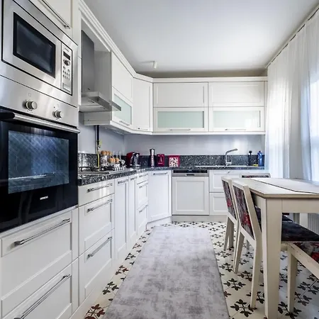 Pavilion With Bosphorus View In Anadolu Hisari Hotel