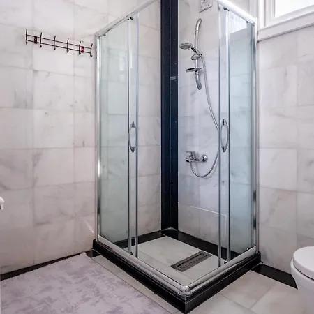 Pavilion With Bosphorus View In Anadolu Hisari فندق 4*