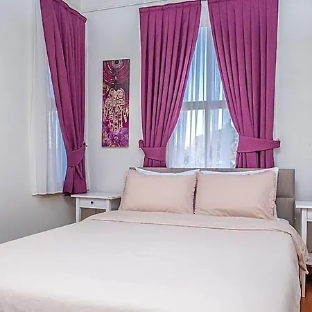 Pavilion With Bosphorus View In Anadolu Hisari Hotel 4*