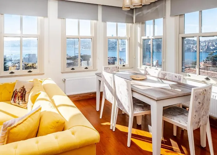 Pavilion With Bosphorus View In Anadolu Hisari Hotel Istambul