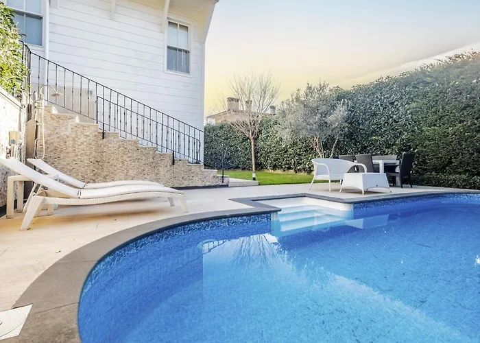 מלון Pavilion With Bosphorus View In Anadolu Hisari 4*