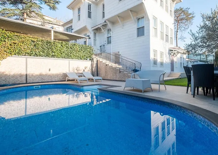 מלון Pavilion With Bosphorus View In Anadolu Hisari 4*